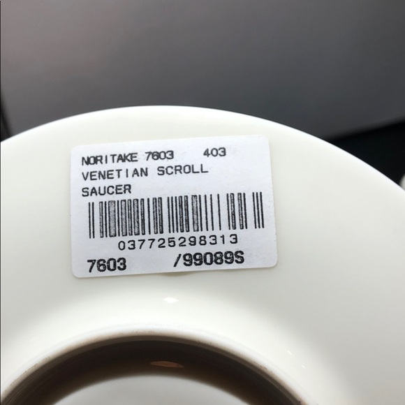 Noritake 5piece place setting. - Picture 6 of 6